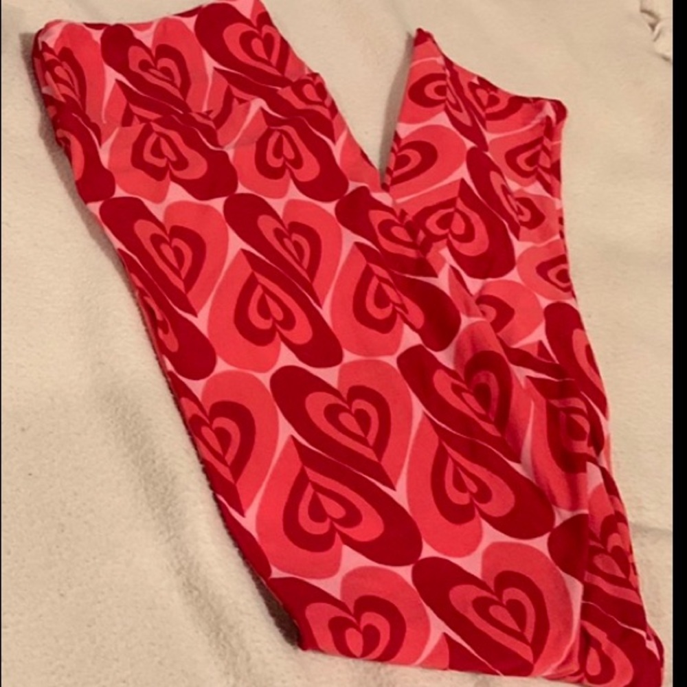 Valentine’s LuLaRoe TC leggings